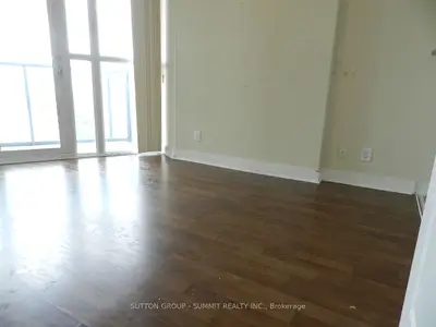 Condo Apartment in Mississauga