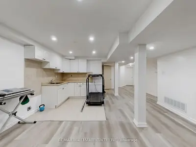 671 Deckhouse Court (basement), Mississauga, On L5w 1p9