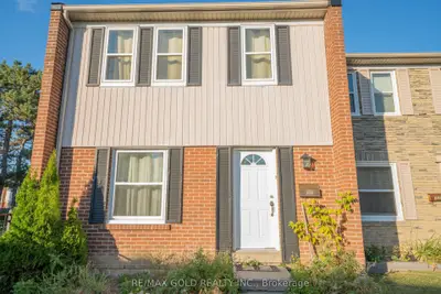 900 Central Park Drive 107, Brampton, On L6s 3j6