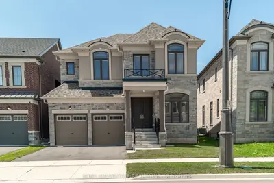 Detached in Oakville