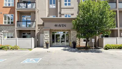Condo Apartment in Burlington