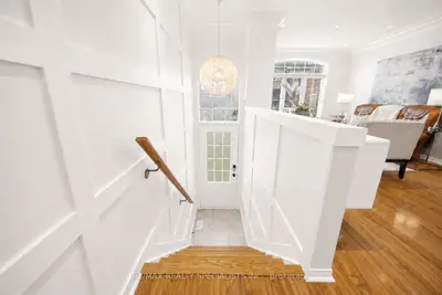 Att/Row/Townhouse in Mississauga