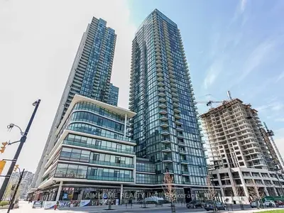 Common Element Condo in Mississauga