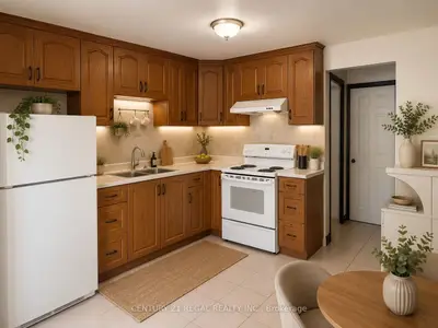 690 Jane Street, Toronto, On M6n 4a8