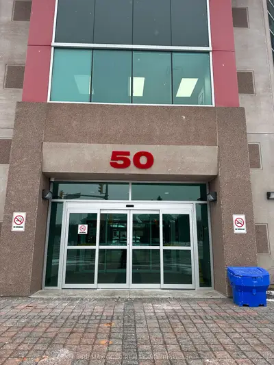 50 Sunny Meadow Boulevard 212, Brampton, On L6r 0y7