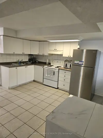 Lower Level in Brampton