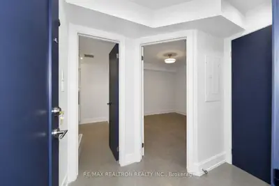 230 Boon Avenue 2, Toronto, On M6e 3z8