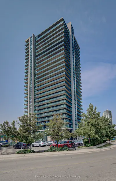 Condo Apartment in Brampton