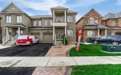 Semi-Detached in Brampton