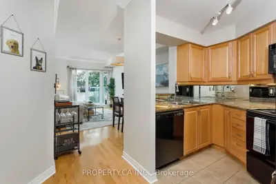 40 Old Mill Road 204, Oakville, On L6j 7w2