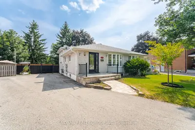 1228 Shamir Crescent, Mississauga, On L5c 1l1