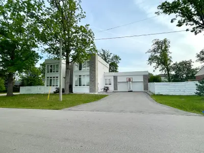338 Woodale Avenue, Oakville, On L6k 2n7
