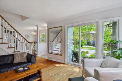 65 Mineola Road E, Mississauga, On L5g 2e4