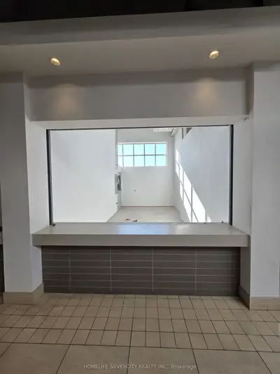 7215 Goreway Drive 2b09, Mississauga, On L4t 2t9