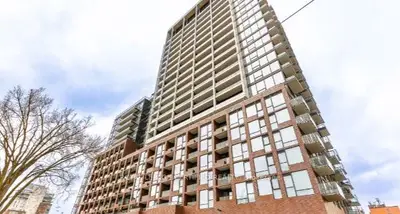 Common Element Condo in Mississauga