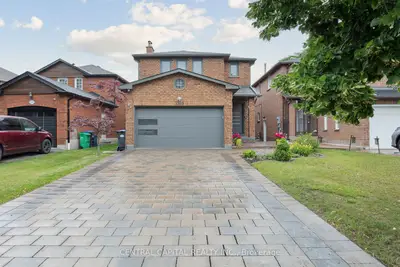 Detached in Mississauga