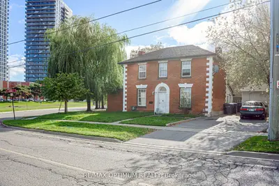 59 Railroad Street, Brampton, On L6x 1g5