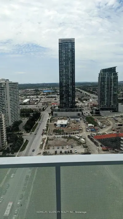 Condo Apartment in Mississauga