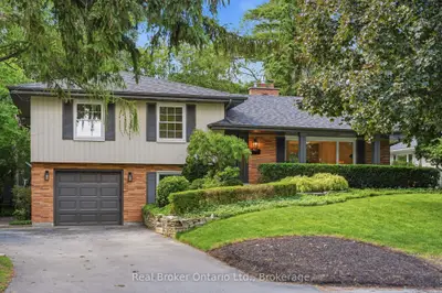 Detached in Burlington