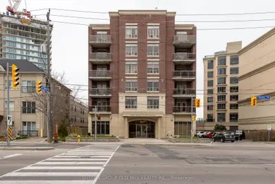 Condo Apartment in Toronto