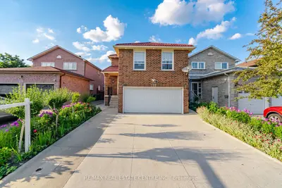 Detached in Mississauga