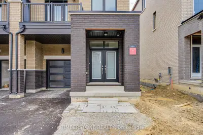 108 Arnold Circle, Brampton, On L7a 5m2