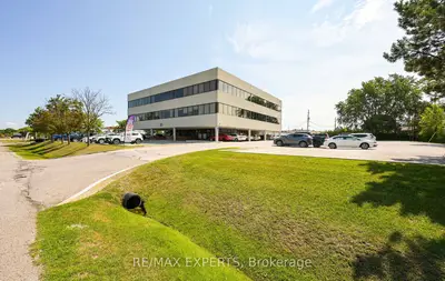 30 Martha Street 210, Caledon, On L7e 5v1