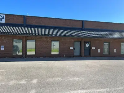 55 Sinclair Avenue 8, Halton Hills, On L7g 4x4