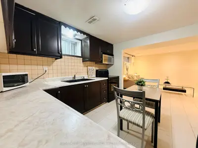 23 Monclova Road Bsmt, Toronto, On M3m 1n6