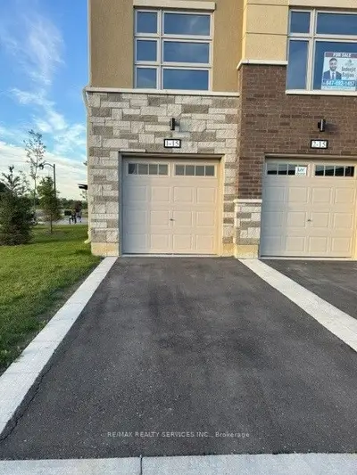 Condo Townhouse in Brampton