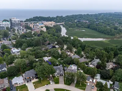 2458 Meadowood Crescent, Oakville, On L6l 1v6