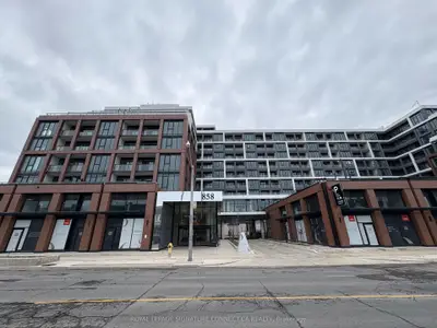 Condo Apartment in Toronto