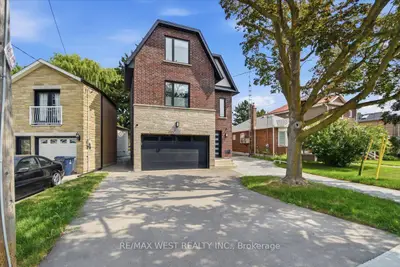 Detached in Toronto
