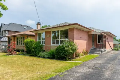 Detached in Toronto
