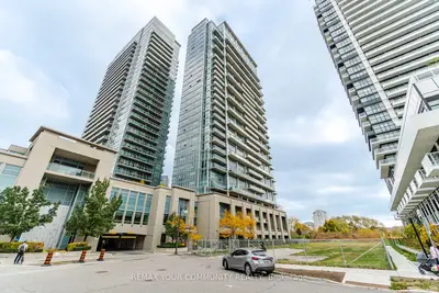 Condo Apartment in Toronto