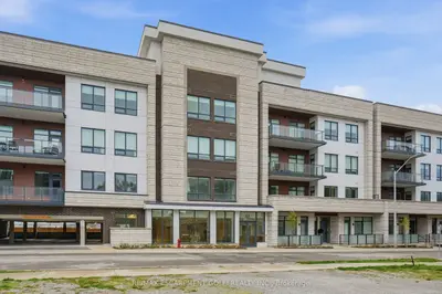 Condo Apartment in Oakville