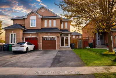 Semi-Detached in Brampton