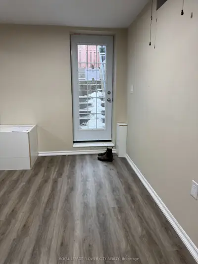 5435 Richmeadow Mews Basement, Mississauga, On L4z 3t5