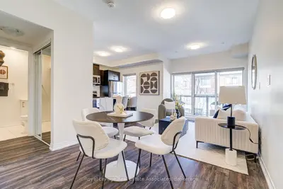 1145 Journeyman Lane 236, Mississauga, On L5j 0b5