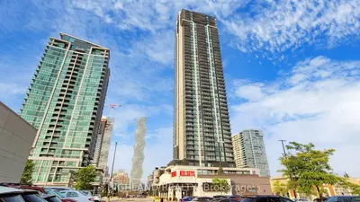 Condo Apartment in Mississauga