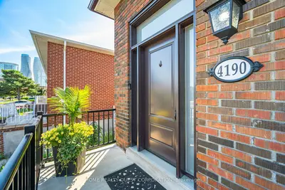 4190 Bishopstoke Lane, Mississauga, On L4z 1j3