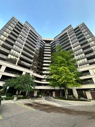 Condo Apartment in Toronto