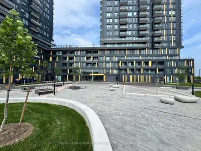 Condo Apartment in Burlington
