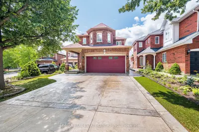 Detached in Brampton
