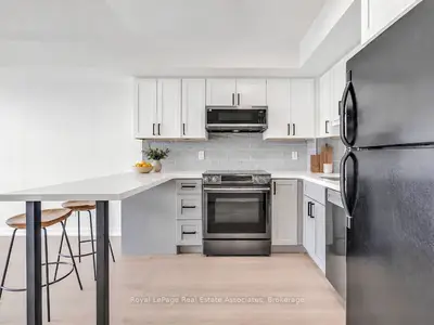 Condo Apartment in Toronto