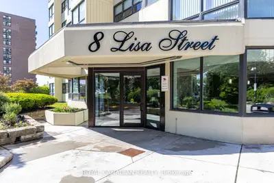 8 Lisa Street 1906, Brampton, On L6t 4s6