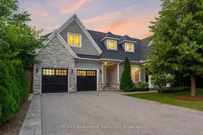1077 Bridge Road, Oakville, On L6l 2b6