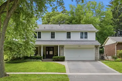 Detached in Burlington