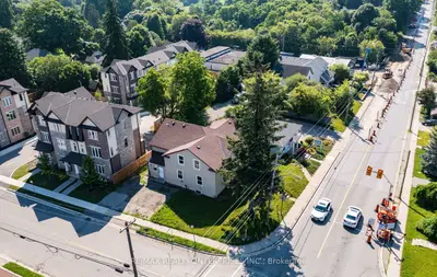 29 Main Street S 27a, Halton Hills, On L7j 1x4
