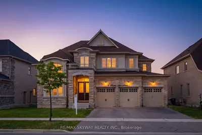 Detached in Brampton